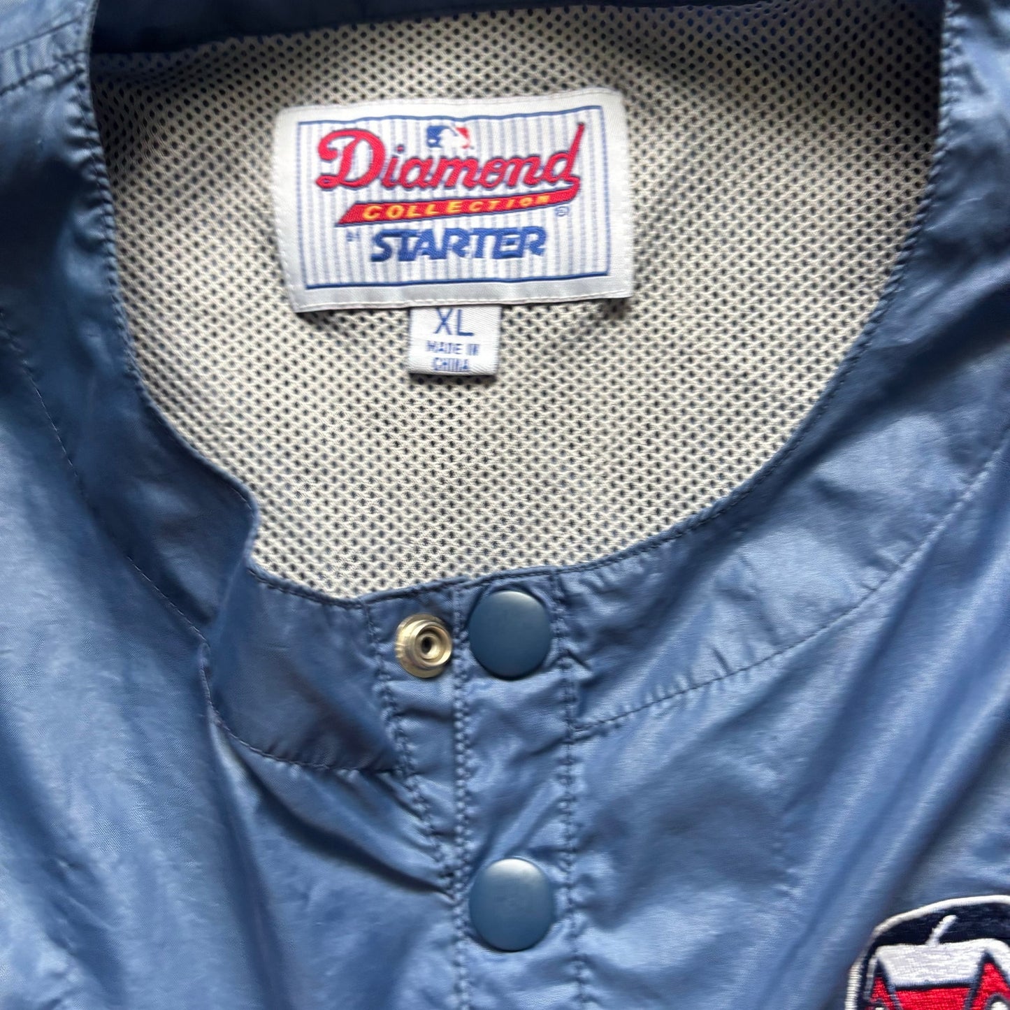 90s STARTER CLEVELAND INDIANS SHORT SLEEVE WINDBREAKER
