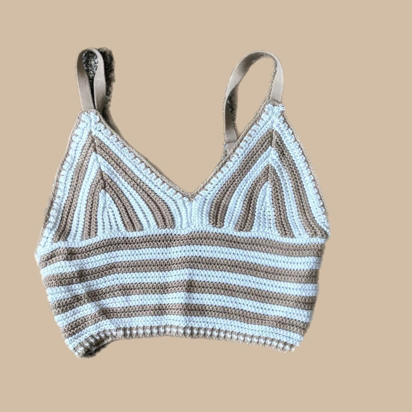 CROCHET PATTERNED WHITE AND TAN CAMI
