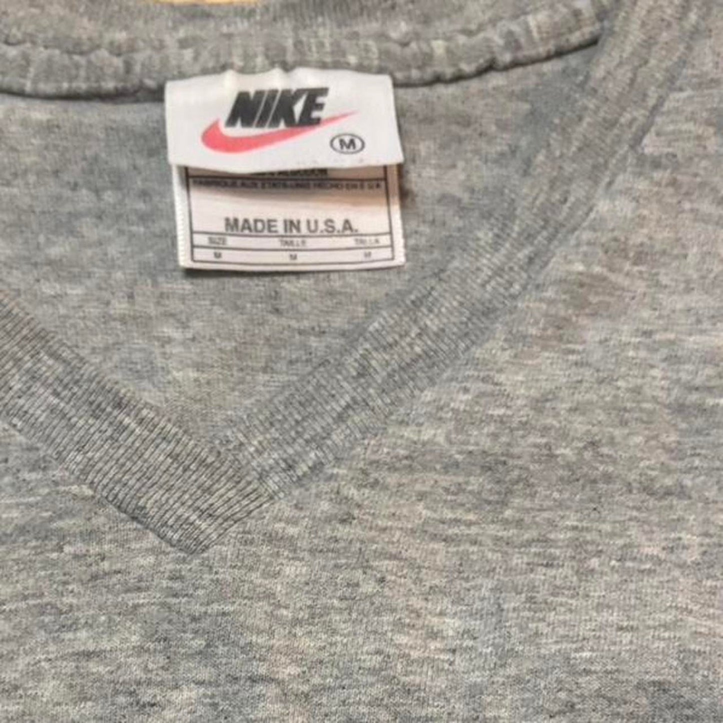 90s GREY NIKE V-NECK