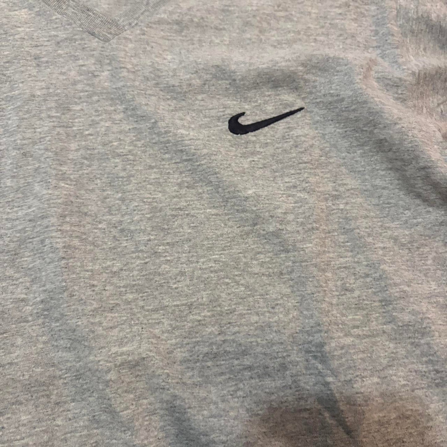 90s GREY NIKE V-NECK