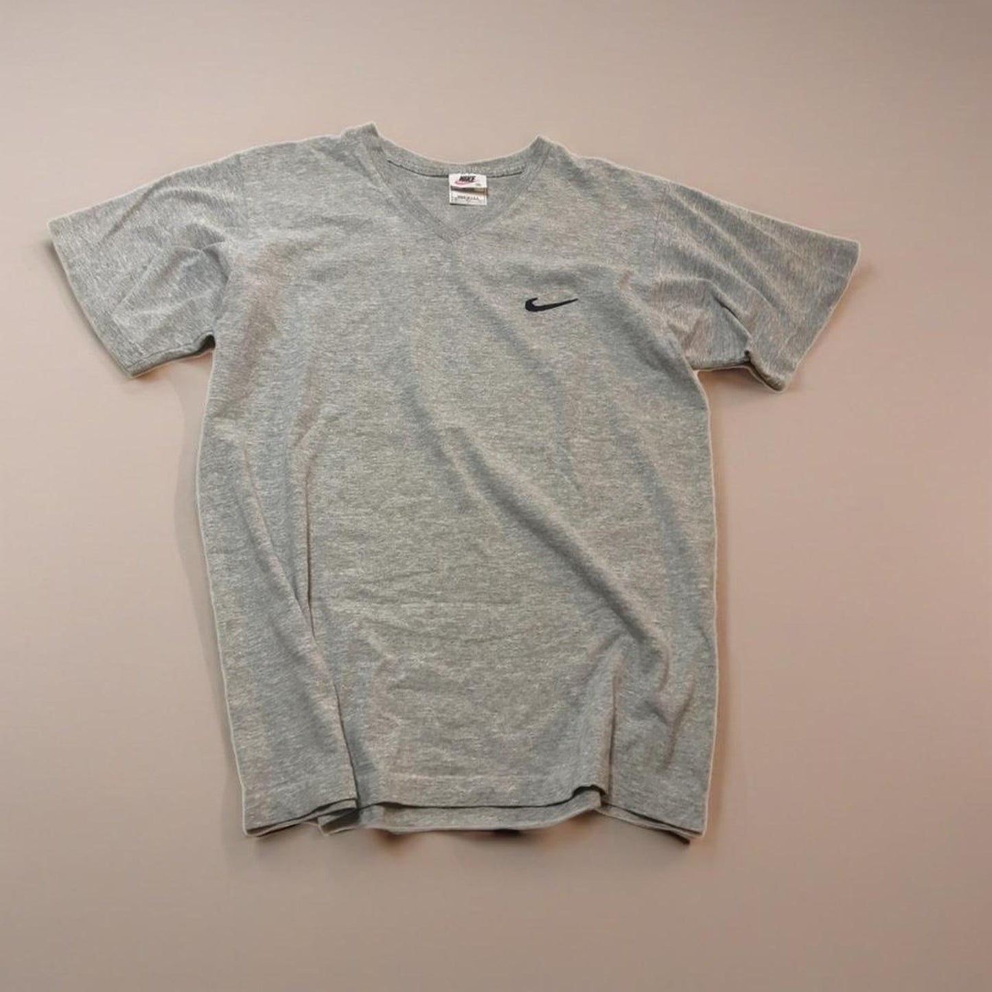 90s GREY NIKE V-NECK