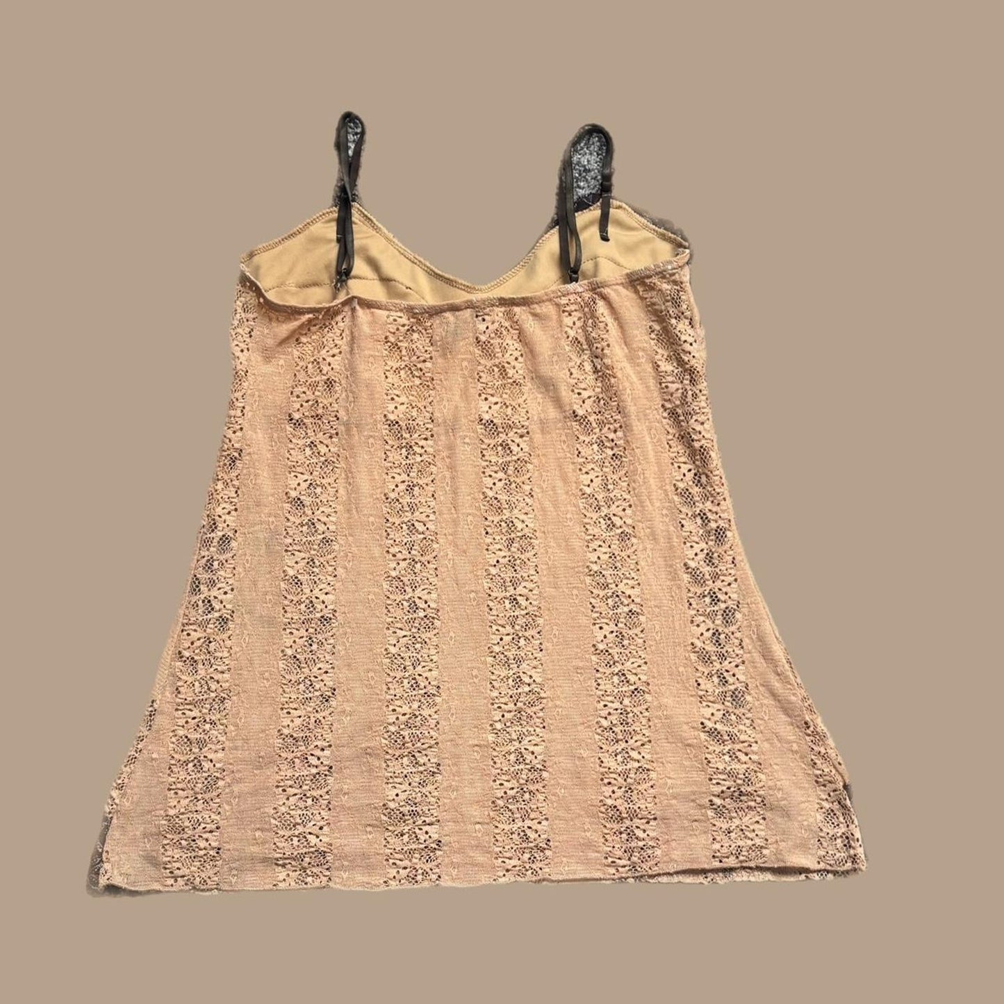 TAN CAMI WITH BROWN LACE AND BLUE TRIM