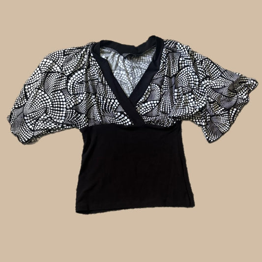 BYER CALIFORNIA BLACK AND WHITE TOP