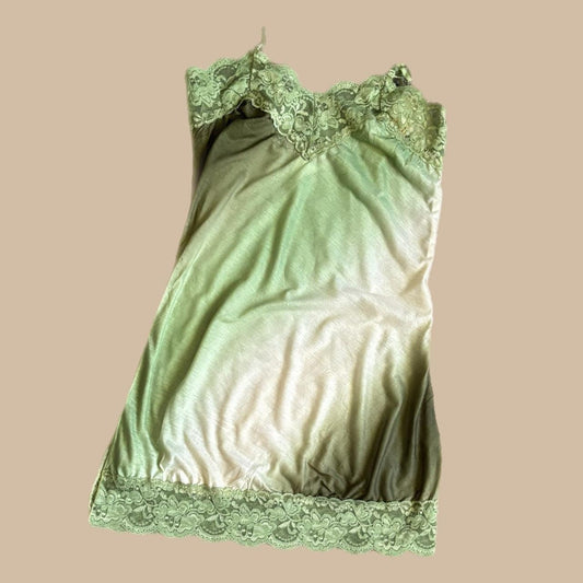 2005 OMBRE GREEN CAMI WITH LACE TRIM